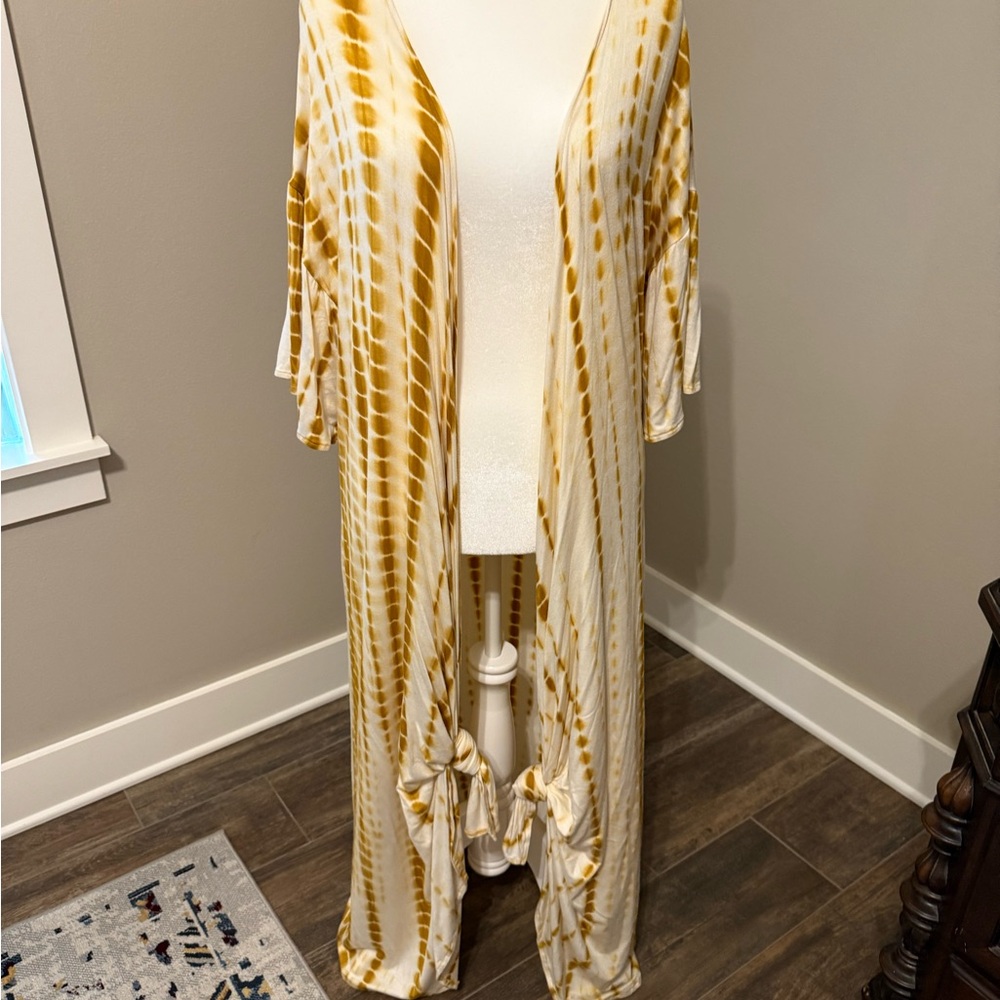 Luxurious Gold and Cream Kimono